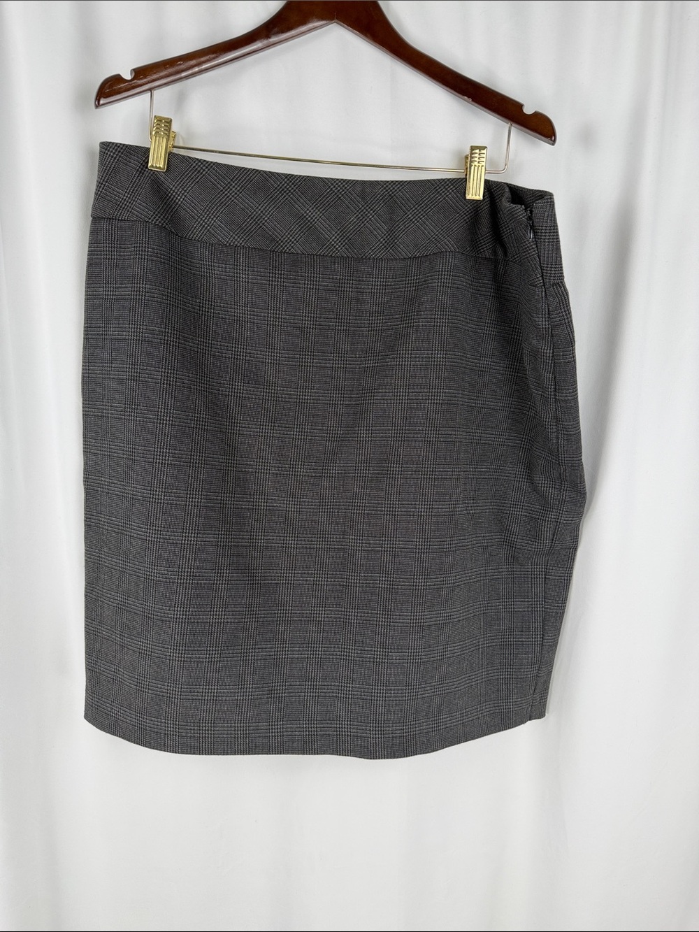 212 Collection Gray Plaid Pencil Skirt